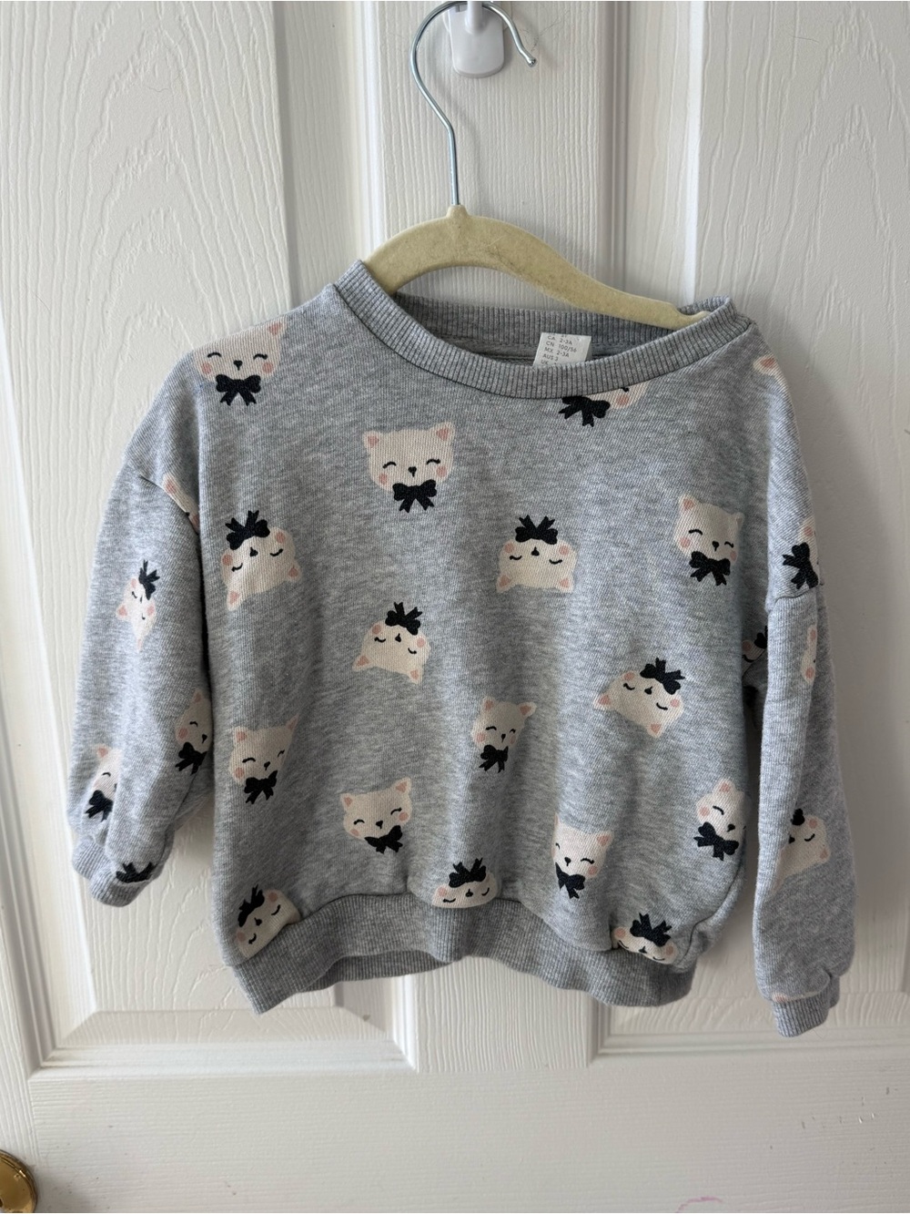 H&M Girls Gray Cat Bow Sweatshirt 3T / 2-3Y